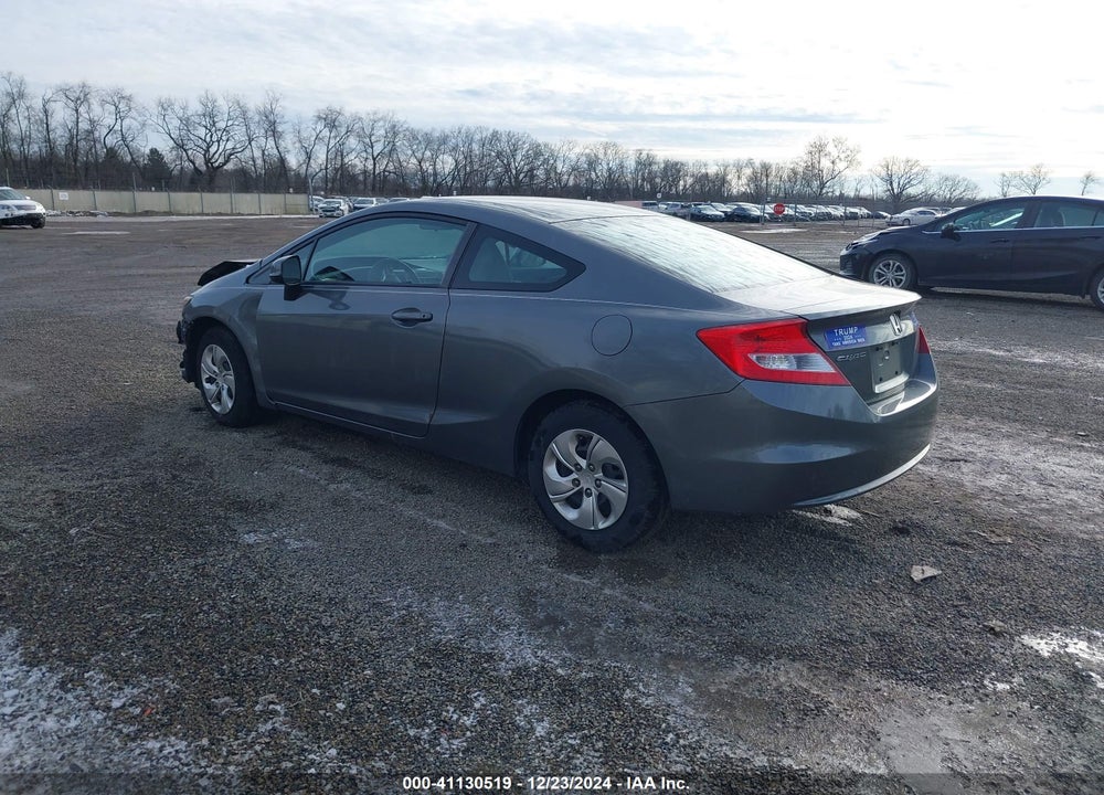 2013 HONDA CIVIC LX VIN: 2HGFG3B57DH518447