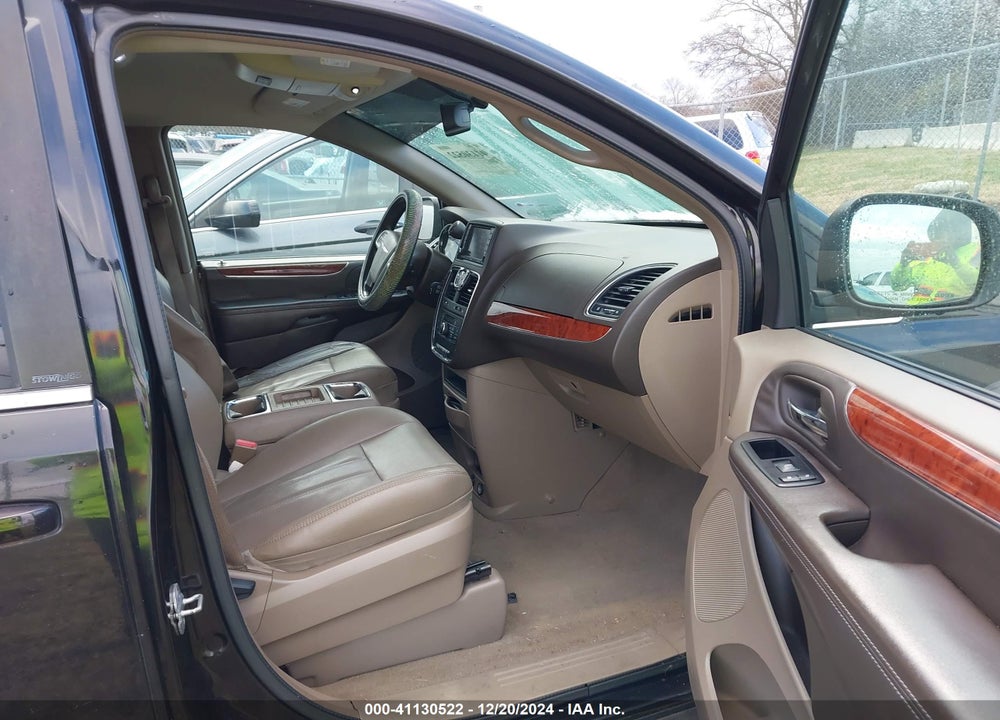 2014 CHRYSLER TOWN & COUNTRY TOURING VIN: 2C4RC1BG2ER156424