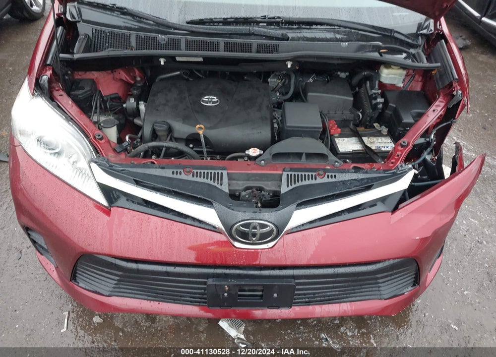 2019 TOYOTA SIENNA LE 8 PASSENGER VIN: 5TDKZ3DC2KS974339