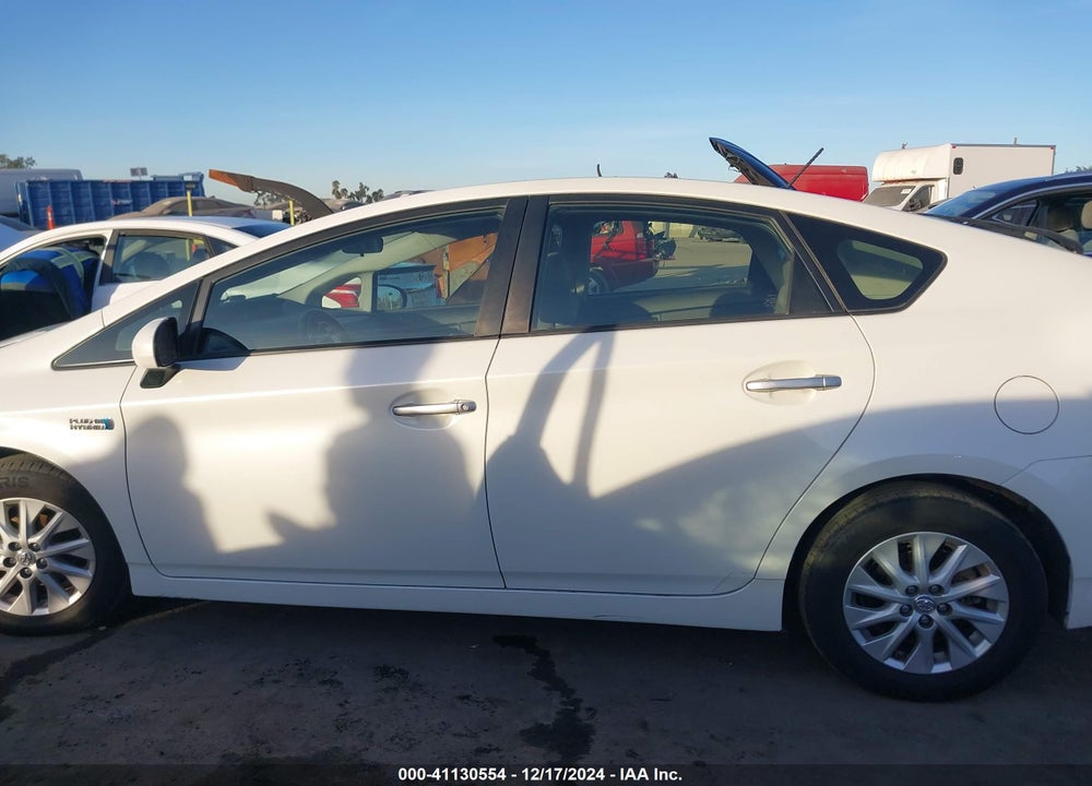 2014 TOYOTA PRIUS PLUG-IN VIN: JTDKN3DP4E3051848