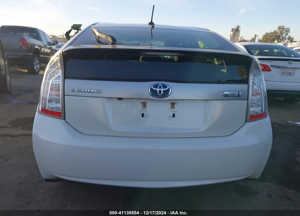 2014 TOYOTA PRIUS PLUG-IN VIN: JTDKN3DP4E3051848