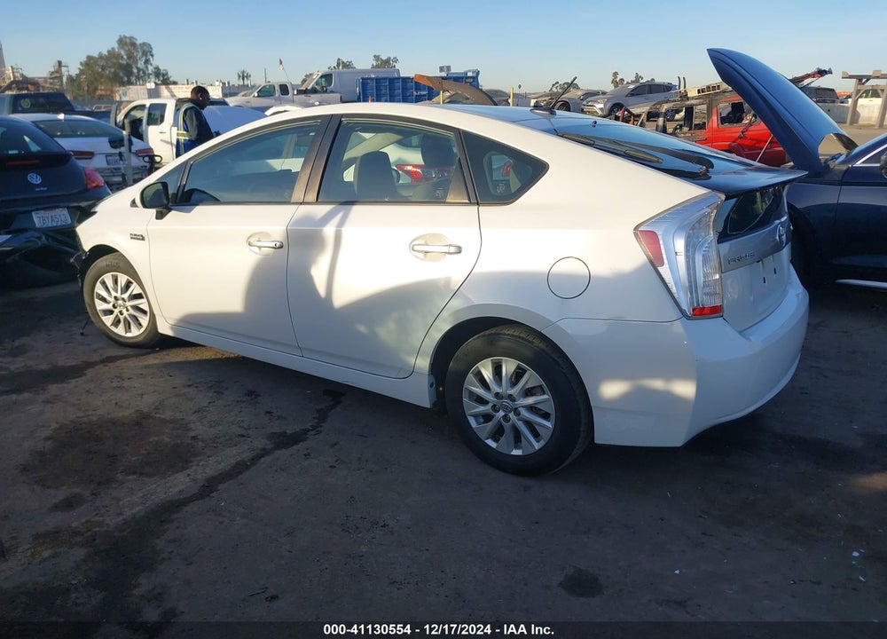 2014 TOYOTA PRIUS PLUG-IN VIN: JTDKN3DP4E3051848