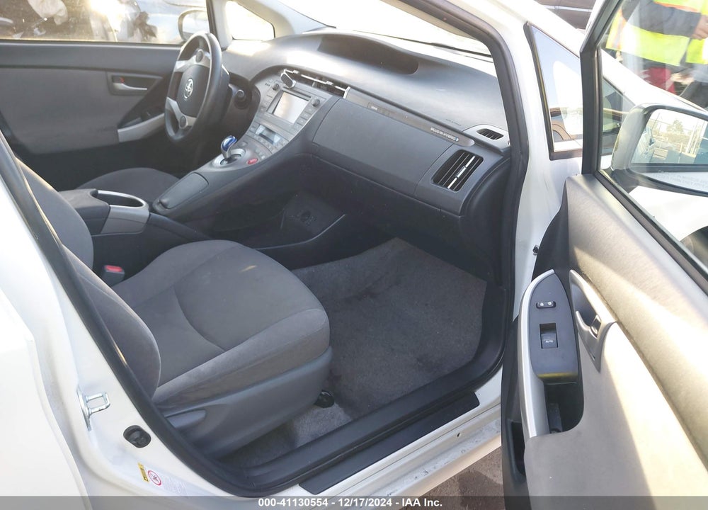 2014 TOYOTA PRIUS PLUG-IN VIN: JTDKN3DP4E3051848