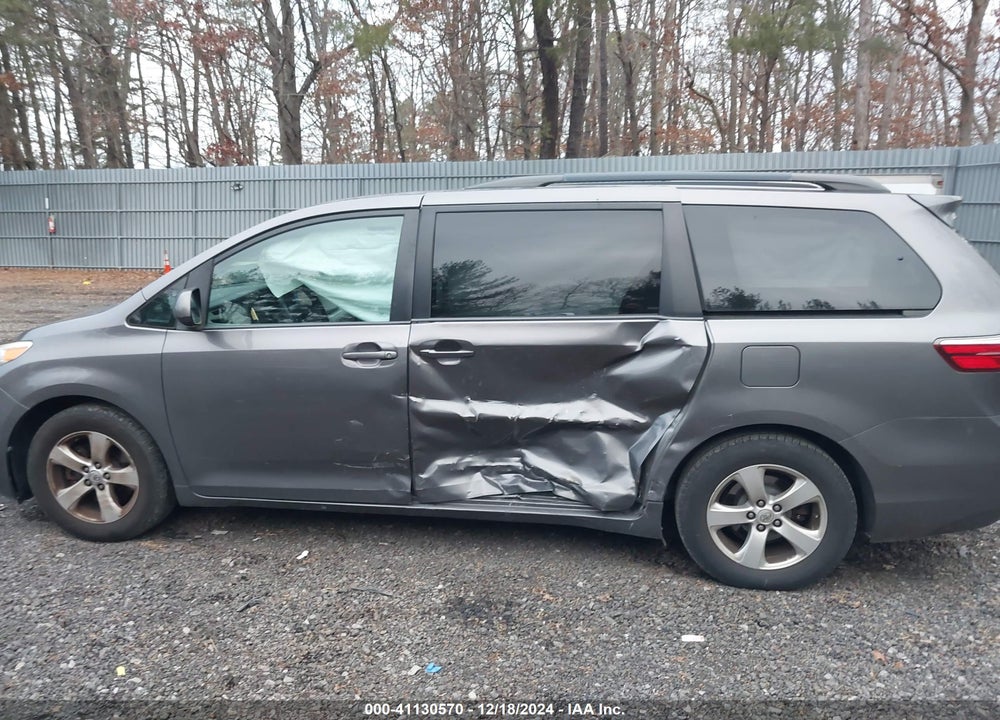 2016 TOYOTA SIENNA LE 8 PASSENGER VIN: 5TDKK3DC7GS722761