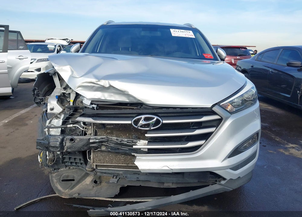2018 HYUNDAI TUCSON SEL VIN: KM8J3CA46JU698604