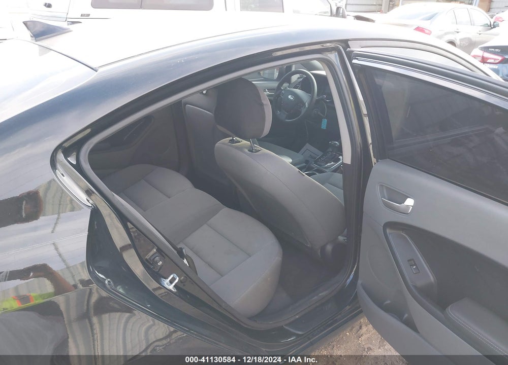 2017 KIA FORTE VIN: 3KPFK4A78HE054253