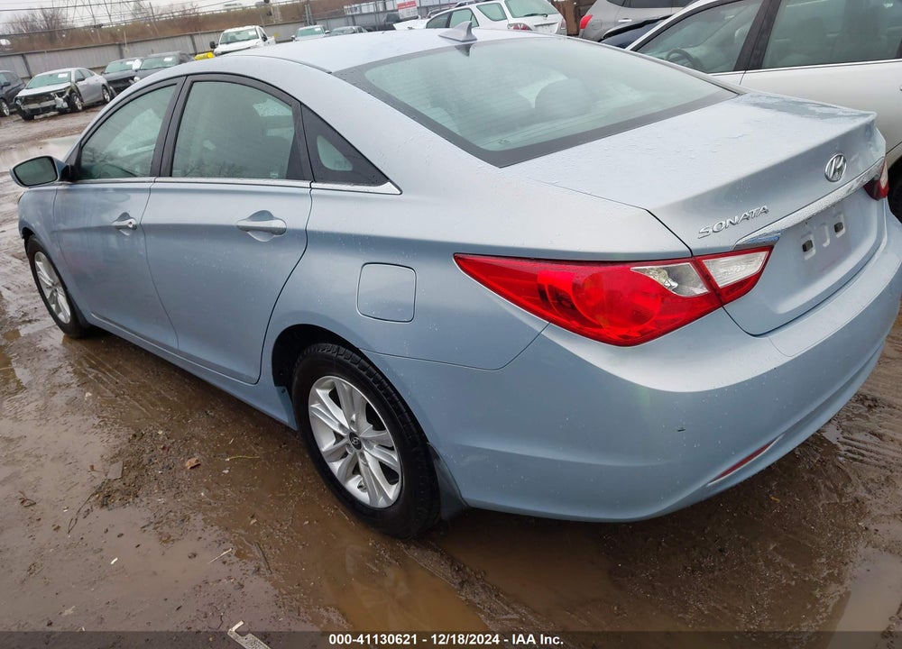 2013 HYUNDAI SONATA GLS VIN: 5NPEB4AC2DH515753