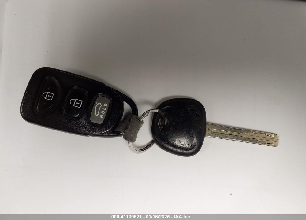 2013 HYUNDAI SONATA GLS VIN: 5NPEB4AC2DH515753