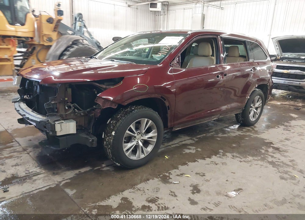 2015 TOYOTA HIGHLANDER XLE V6 VIN: 5TDJKRFH8FS178714