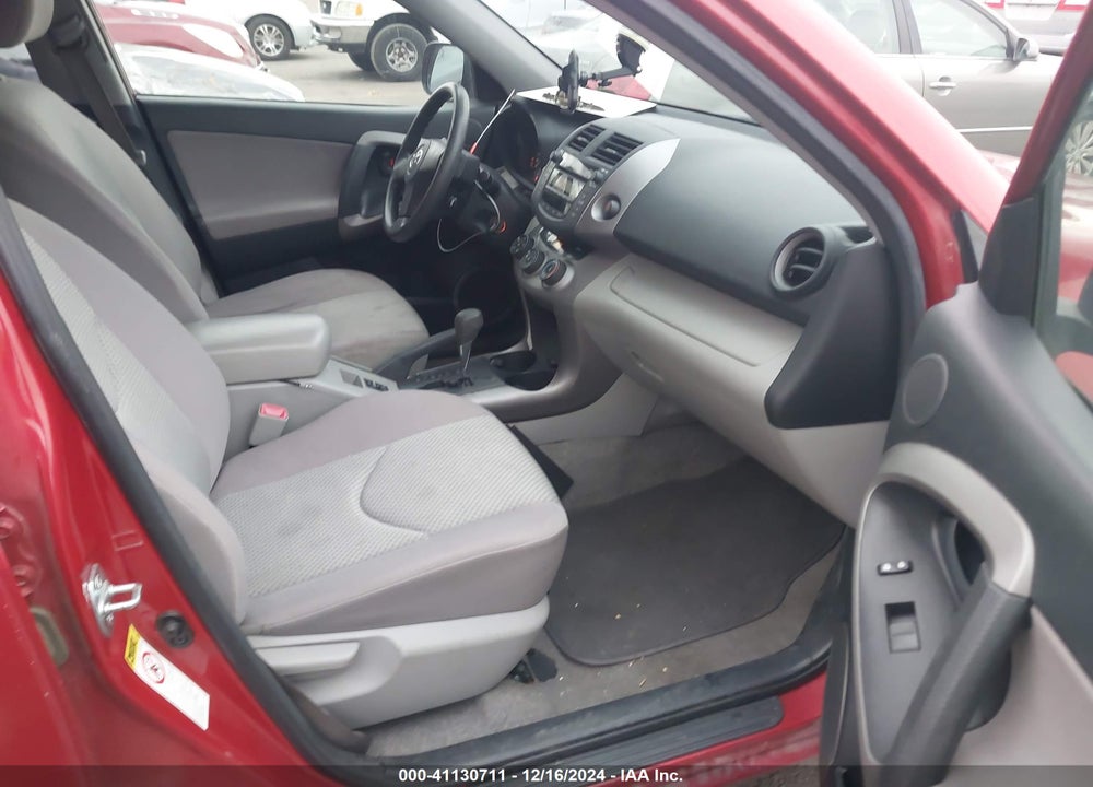 2008 TOYOTA RAV4 VIN: JTMBD33V286078875