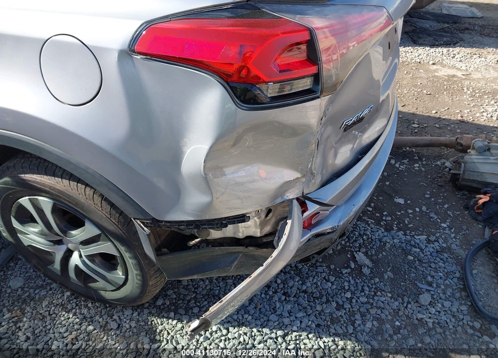 2017 TOYOTA RAV4 LE VIN: 2T3BFREV3HW611468
