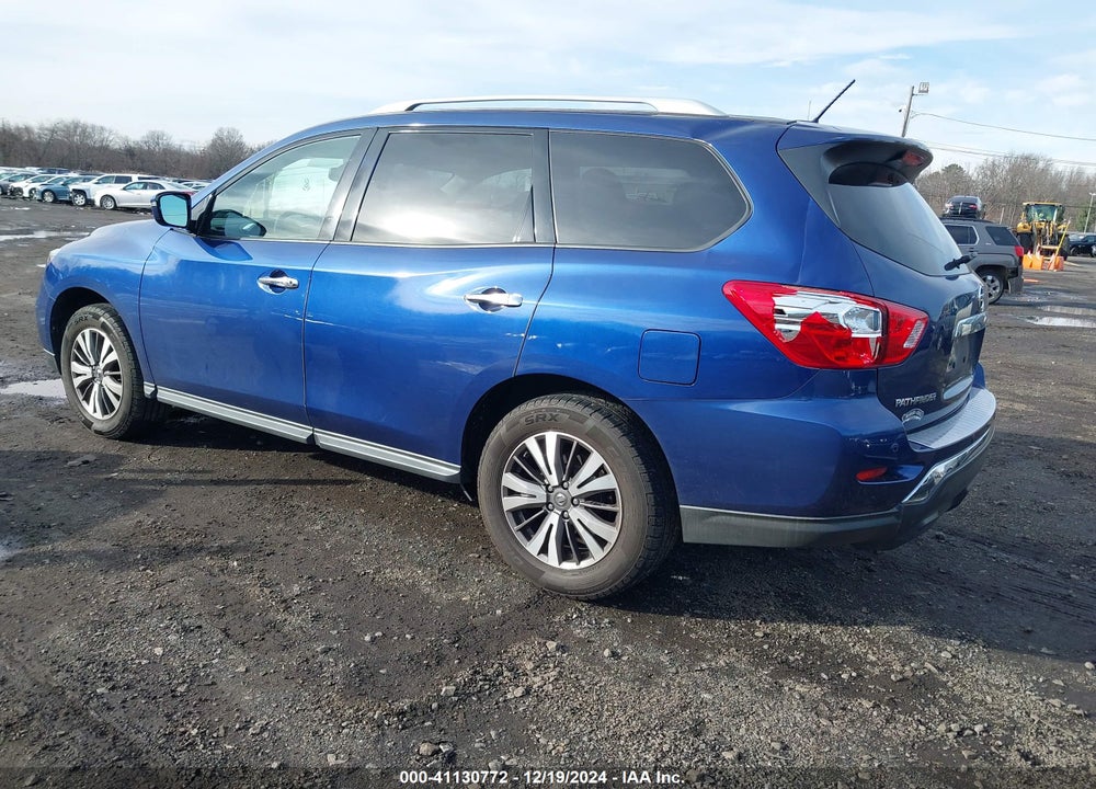 2017 NISSAN PATHFINDER SV VIN: 5N1DR2MM4HC645188