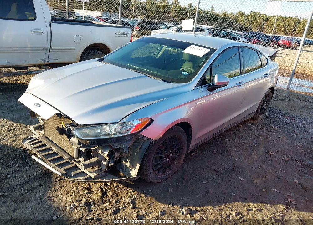 2013 FORD FUSION S VIN: 3FA6P0G7XDR181886