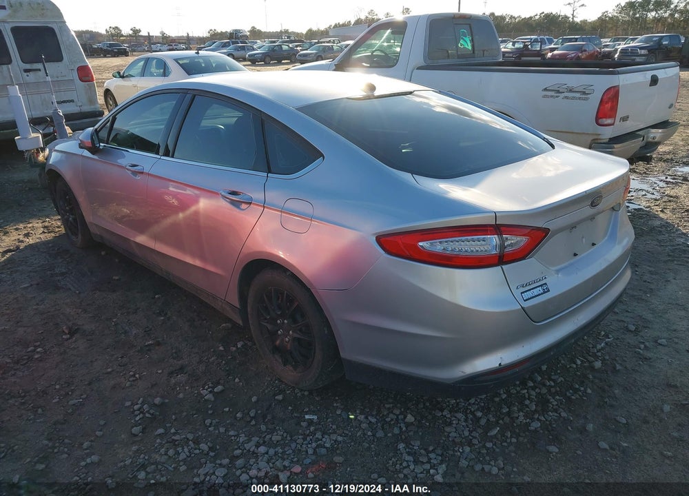 2013 FORD FUSION S VIN: 3FA6P0G7XDR181886