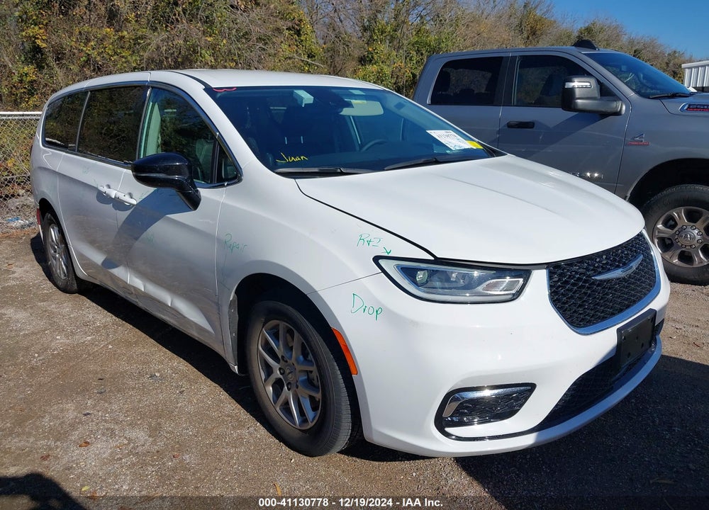 2024 CHRYSLER PACIFICA TOURING L VIN: 2C4RC1BG8RR179759