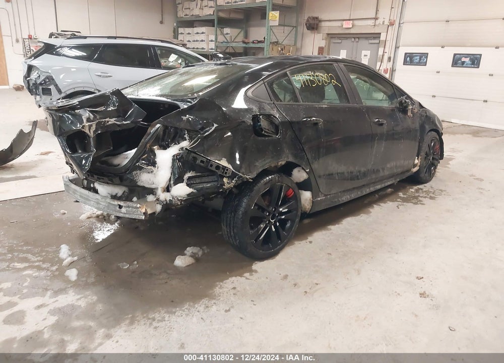2018 CHEVROLET CRUZE VIN: 1G1BE5SM7J7167724