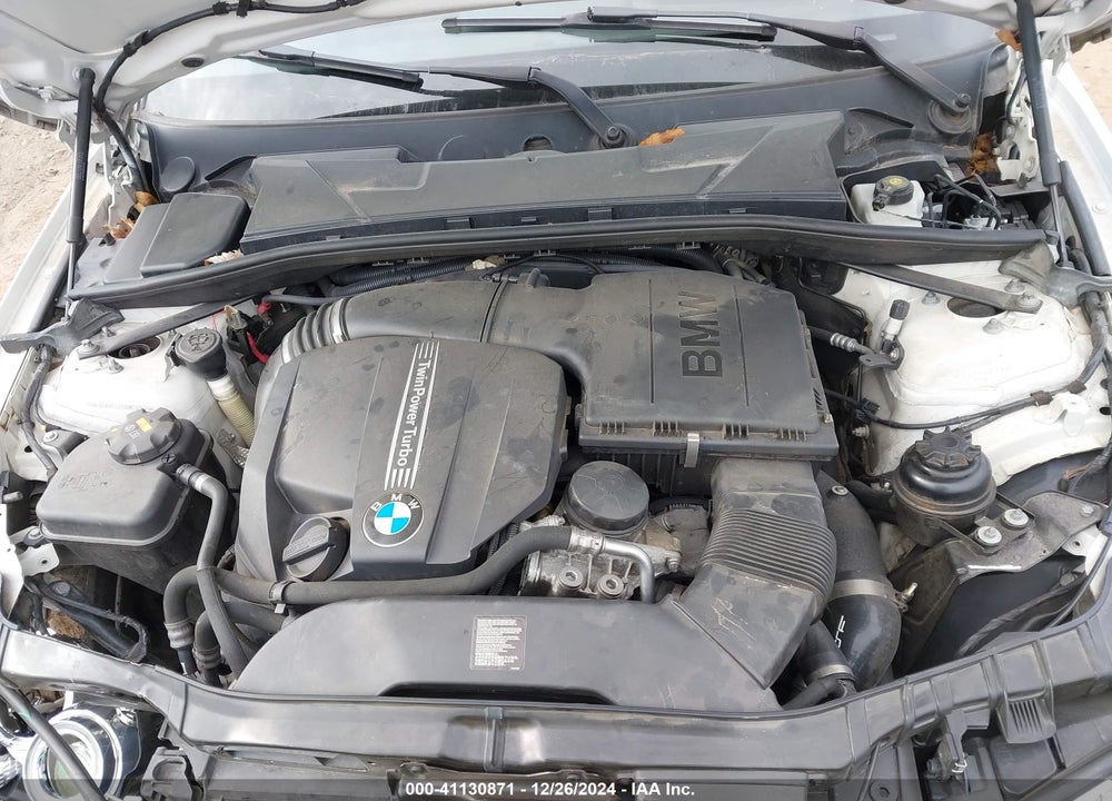 2013 BMW 135I VIN: WBAUN7C52DVM27107