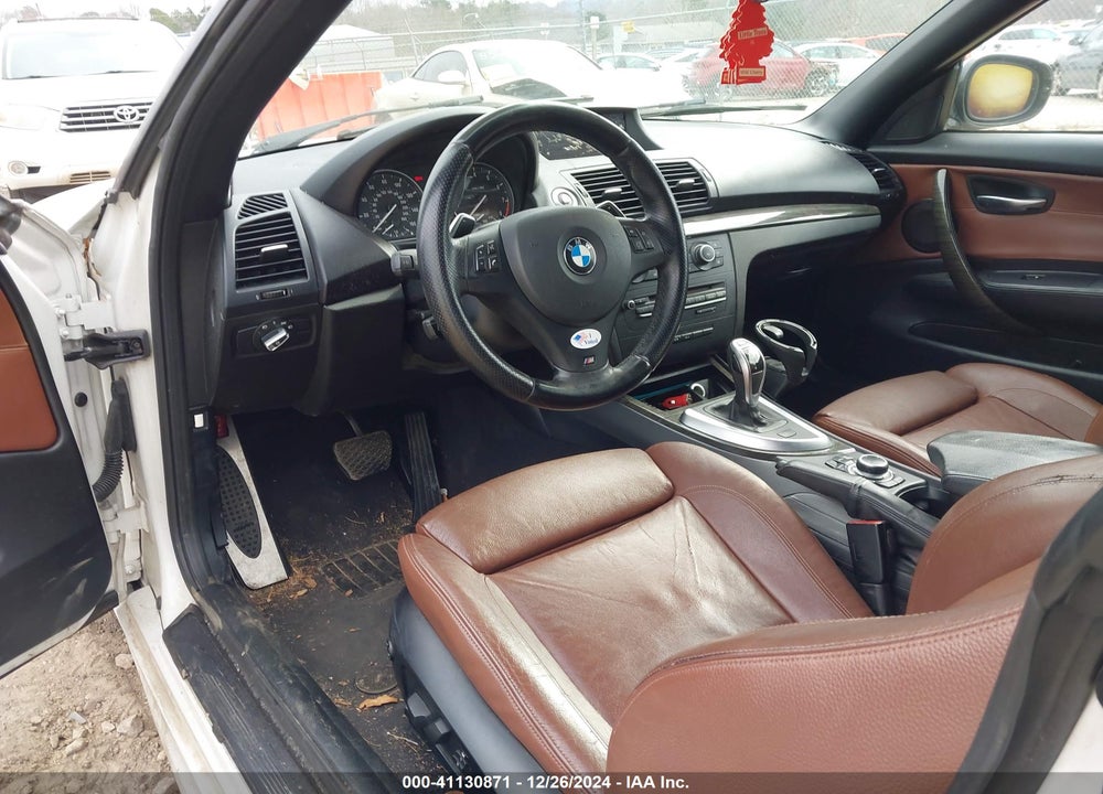 2013 BMW 135I VIN: WBAUN7C52DVM27107