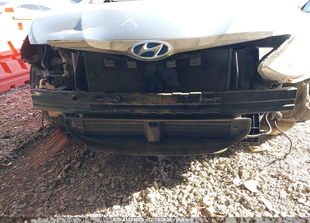 2013 HYUNDAI SONATA HYBRID VIN: KMHEC4A41DA086114