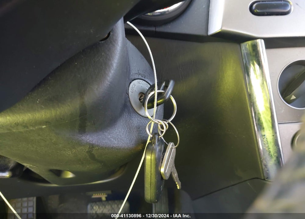 2003 TOYOTA MATRIX/XR VIN: 2T1KR32E63C161486