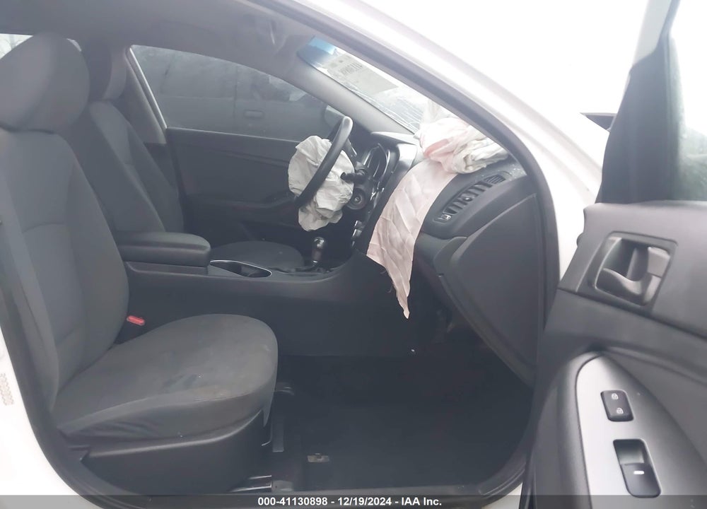 2015 KIA OPTIMA LX VIN: KNAGM4A74F5599113