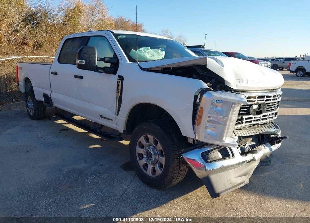 2024 FORD F-350 XLT VIN: 1FT8W3BTXREE10847