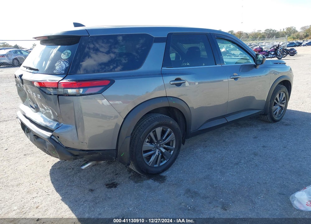 2023 NISSAN PATHFINDER S FWD VIN: 5N1DR3AA7PC230526