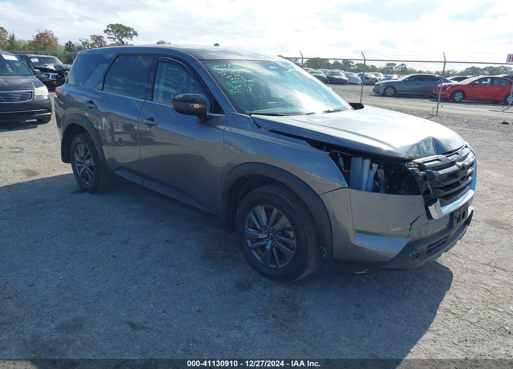 2023 NISSAN PATHFINDER S FWD VIN: 5N1DR3AA7PC230526