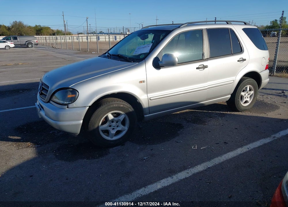 2001 MERCEDES-BENZ ML 320 VIN: 4JGAB54E11A285672