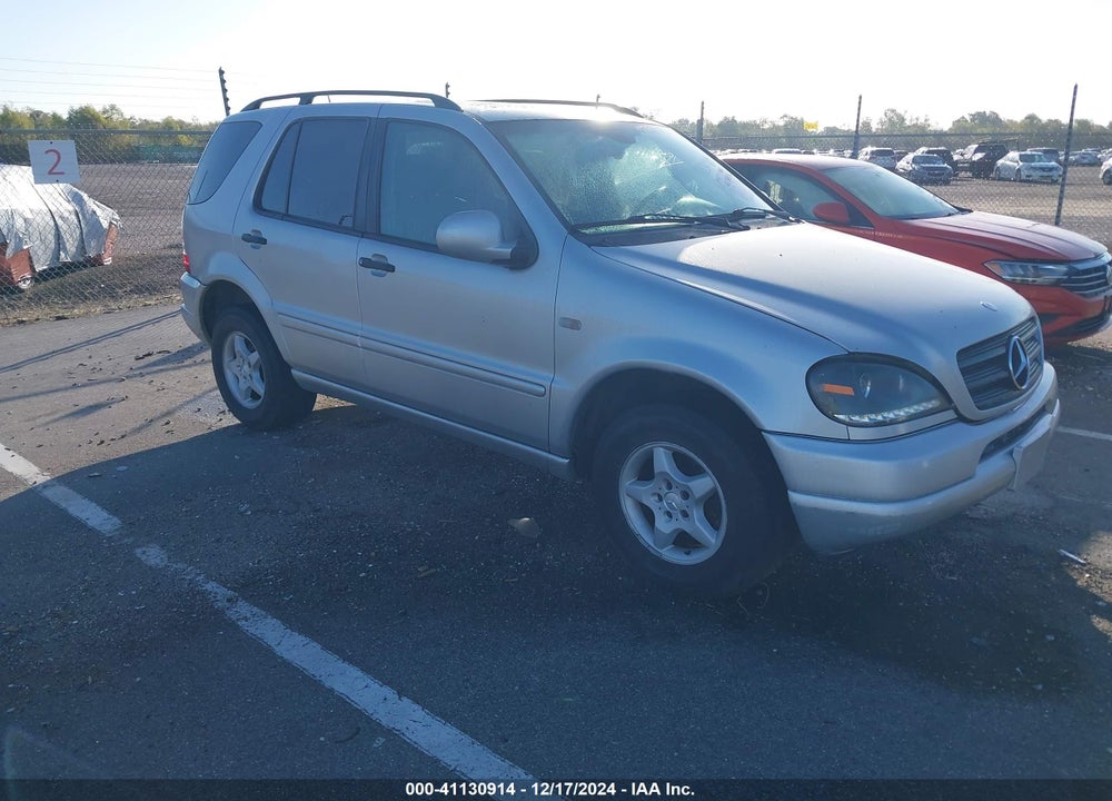 2001 MERCEDES-BENZ ML 320 VIN: 4JGAB54E11A285672
