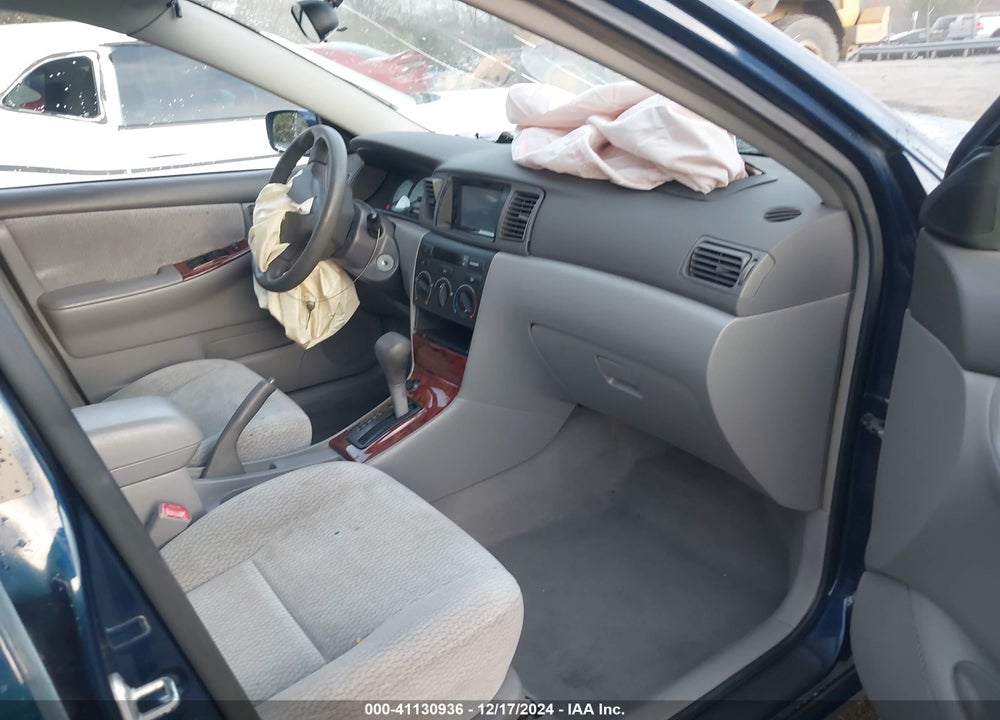 2004 TOYOTA COROLLA LE VIN: 1NXBR32E14Z338459