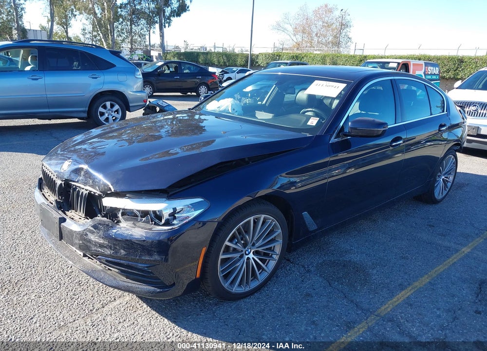 2018 BMW 540 VIN: WBAJE5C53JG918048