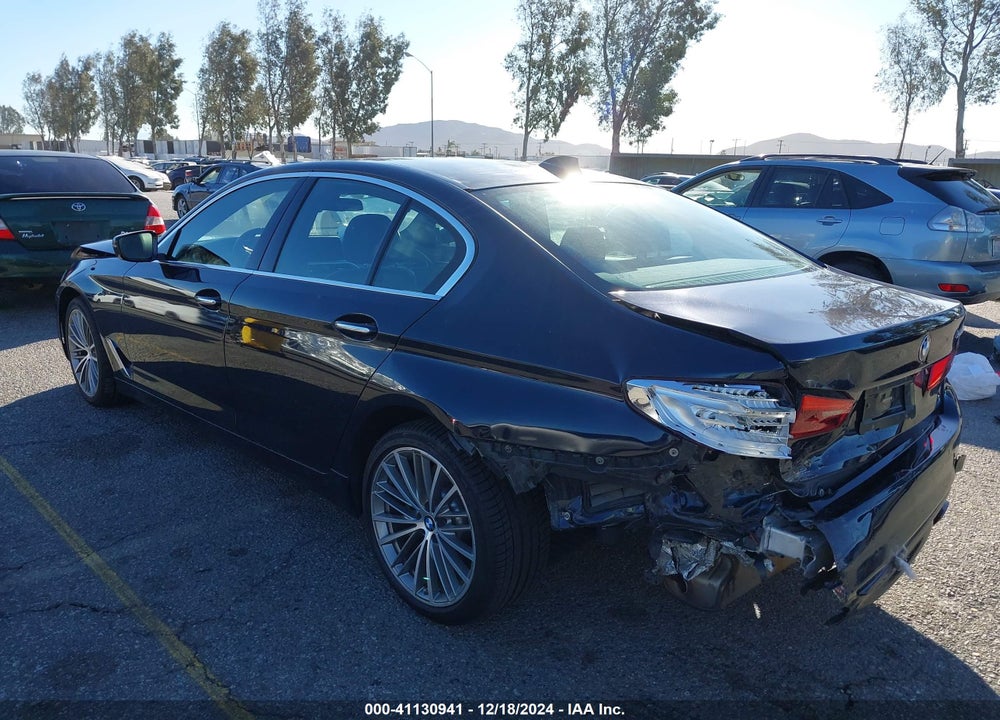 2018 BMW 540 VIN: WBAJE5C53JG918048