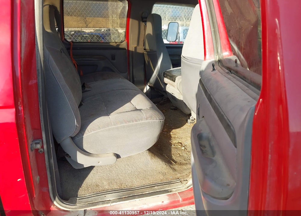 1997 FORD F-350 XL VIN: 1FTJW35F2VEC65644
