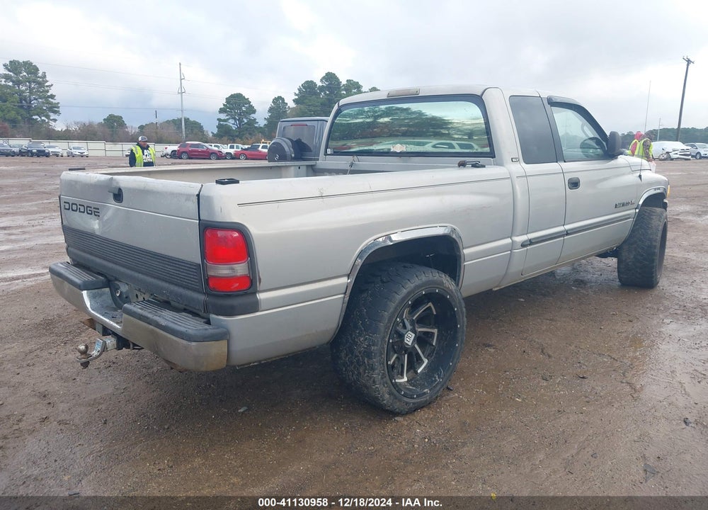 2001 DODGE RAM 1500 ST VIN: 3B7HC13Z71G207637