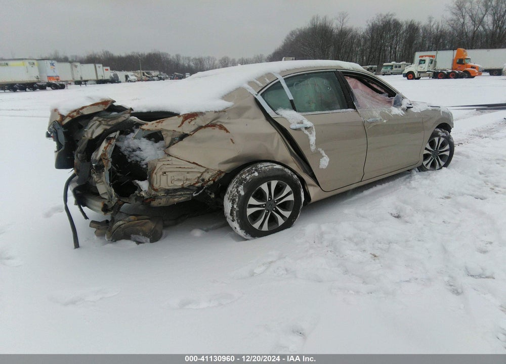 2015 HONDA ACCORD VIN: 1HGCR2F38FA163192