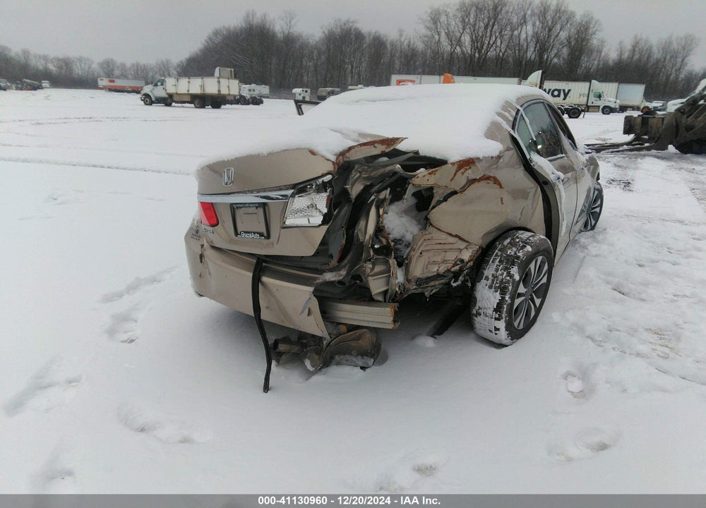 2015 HONDA ACCORD VIN: 1HGCR2F38FA163192