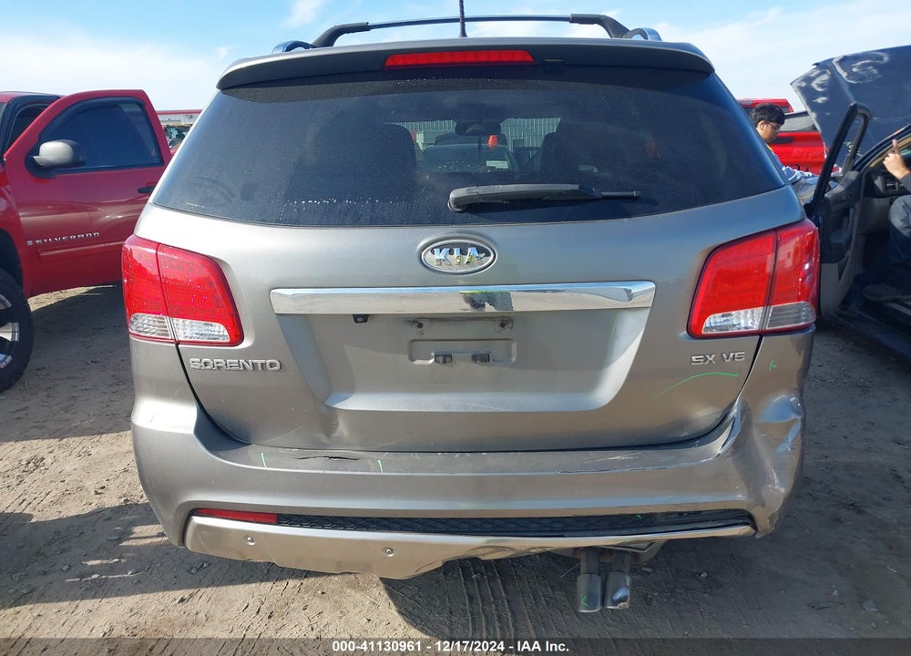 2011 KIA SORENTO SX V6 VIN: 5XYKW4A2XBG171446