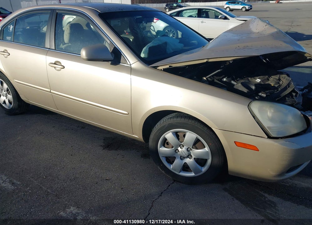 2007 KIA OPTIMA LX VIN: KNAGE123775122300