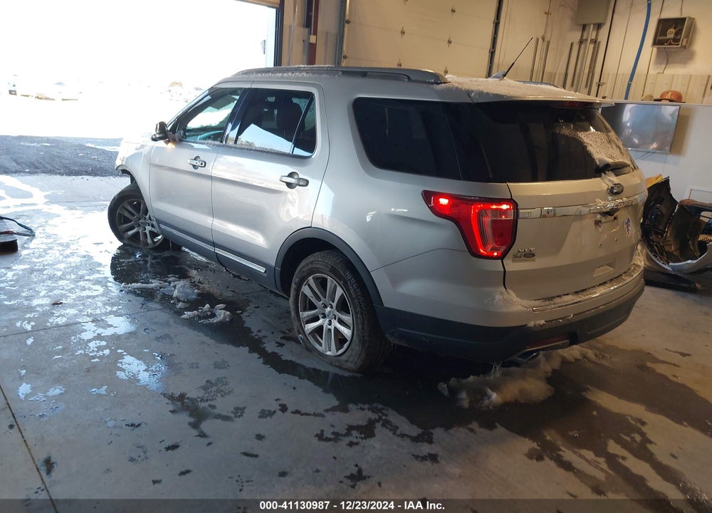 2018 FORD EXPLORER XLT VIN: 1FM5K8D86JGC89274