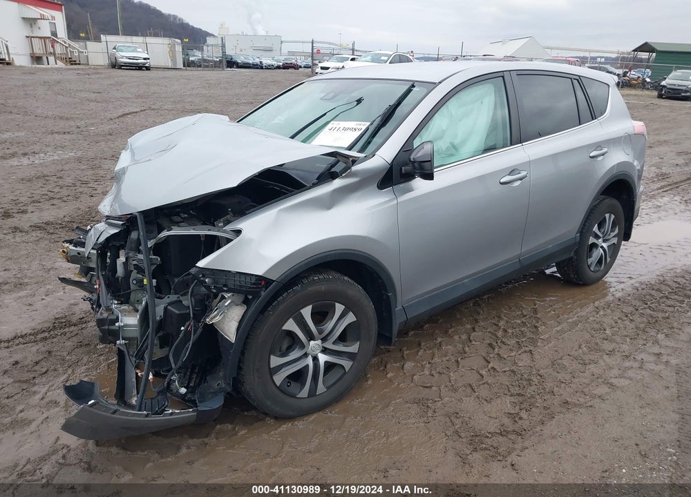 2018 TOYOTA RAV4 LE VIN: 2T3BFREV1JW789479