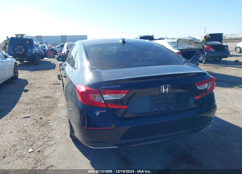 2018 HONDA ACCORD VIN: 1HGCV1F12JA095761