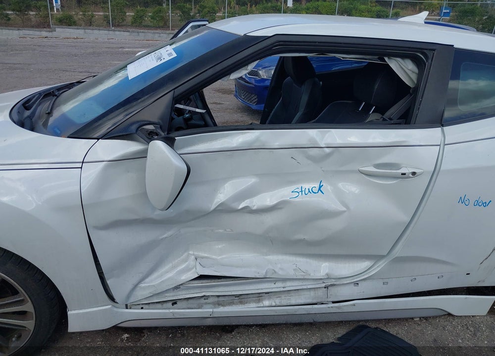 2016 HYUNDAI VELOSTER TURBO VIN: KMHTC6AEXGU285726