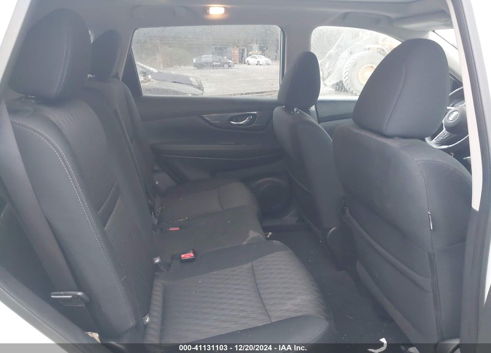 2017 NISSAN ROGUE SV VIN: 5N1AT2MT3HC758836