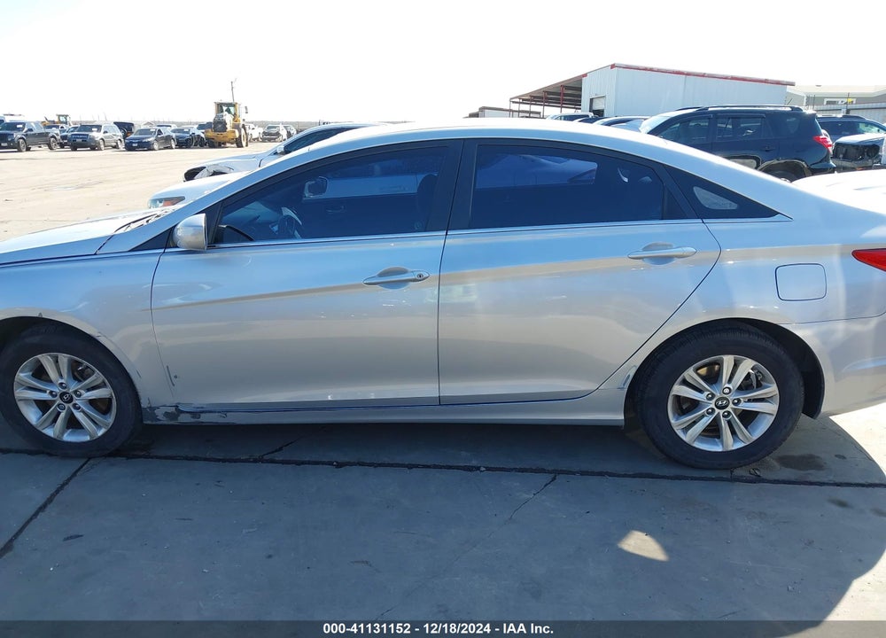 2013 HYUNDAI SONATA VIN: 5NPEB4AC8DH578405