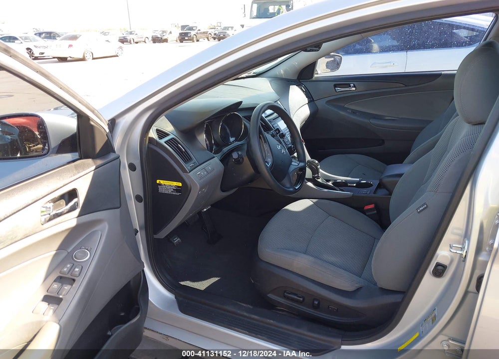 2013 HYUNDAI SONATA VIN: 5NPEB4AC8DH578405