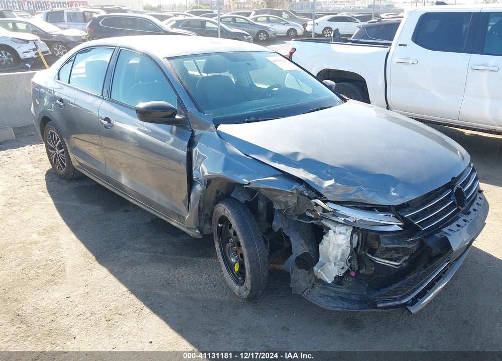 2018 VOLKSWAGEN JETTA 1.4T SE/1.4T WOLFSBURG EDITION VIN: 3VWDB7AJXJM211925