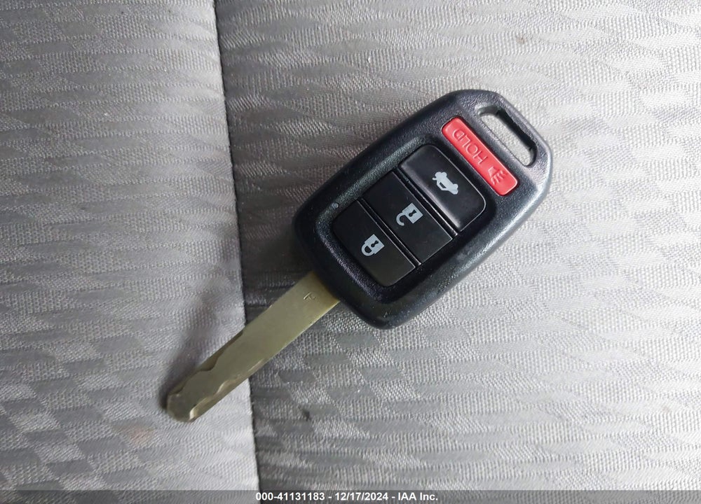 2015 HONDA CIVIC LX VIN: 19XFB2F5XFE271103