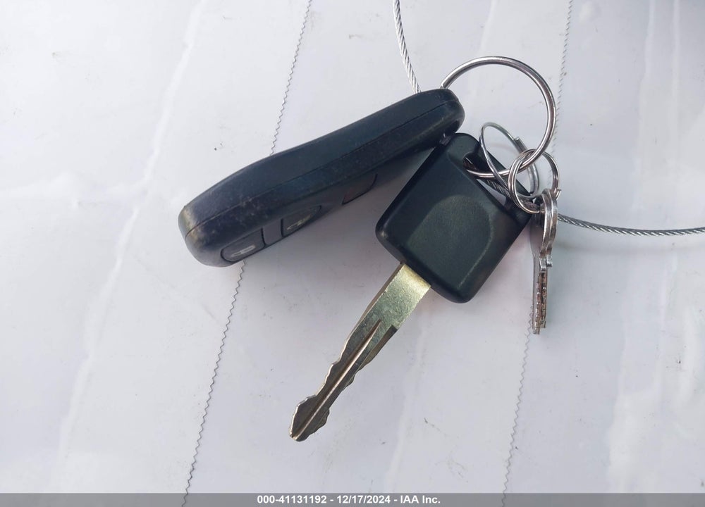 2008 NISSAN SENTRA 2.0S VIN: 3N1AB61E18L711641