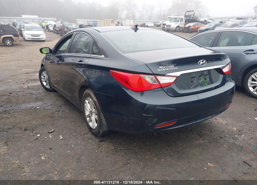 2012 HYUNDAI SONATA GLS VIN: 5NPEB4AC2CH494806